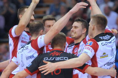 ZAKSA znów na tarczy