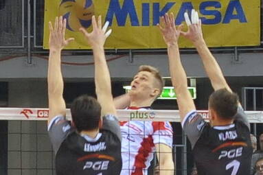 Możdżonek, Kłos, Schmitt - Hit Plusligi: Resovia - Skra 3:1