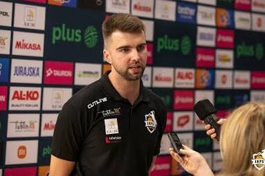 Maciej Kołodziejczyk, Grzegorz Pająk i Szymon Gregorowicz po meczu z ZAKSĄ Kędzierzyn-Koźle