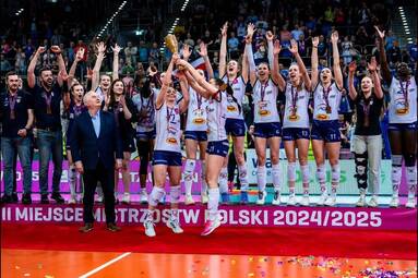 Brąz przez duże B - PGE Grot Budowlani Łódź świętują brązowy medal [WIDEO]