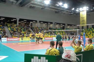 GKS Katowice zagrał po raz pierwszy o punkty w nowej hali i rozpoczął sezon od zwycięstwa