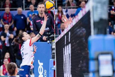 PGE Budowlani Łódź górą w pierwszym starciu półfinałowym TAURON Ligi. Zacięty trzeci set w Łodzi [WIDEO]